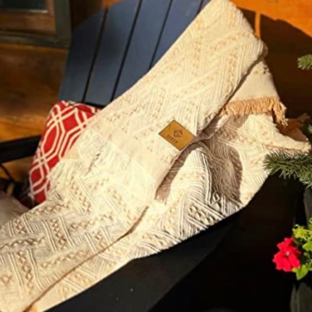 Canoe Collective Beach Blanket with leather carrier new with tags Nomad Blanket - Picture 10 of 13